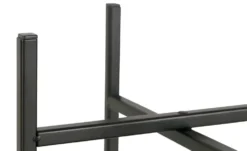 Übertopf auf Metallgestell