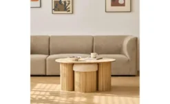 Couchtisch und 2 Hocker