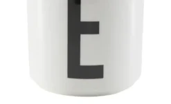 DESIGN LETTERS Buchstabenbecher