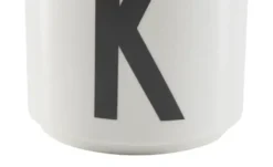 DESIGN LETTERS Buchstabenbecher
