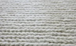 Handweb-Teppich Braided