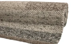 Handweb-Teppich Pito Design