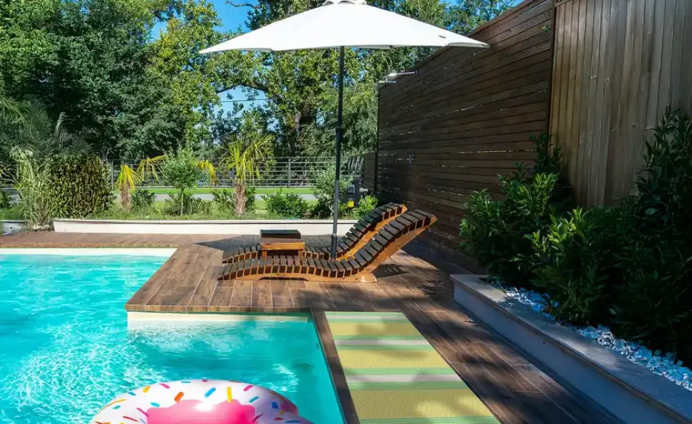 In- und Outdoor Webteppich Pool-Party