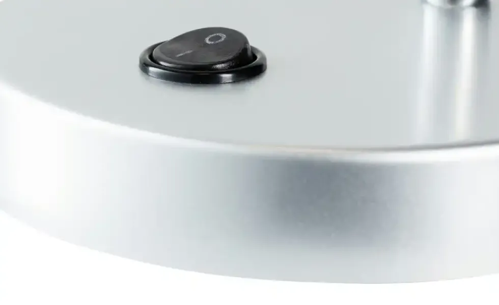 KHG LED-Tischleuchte silber mit flexiblem Arm