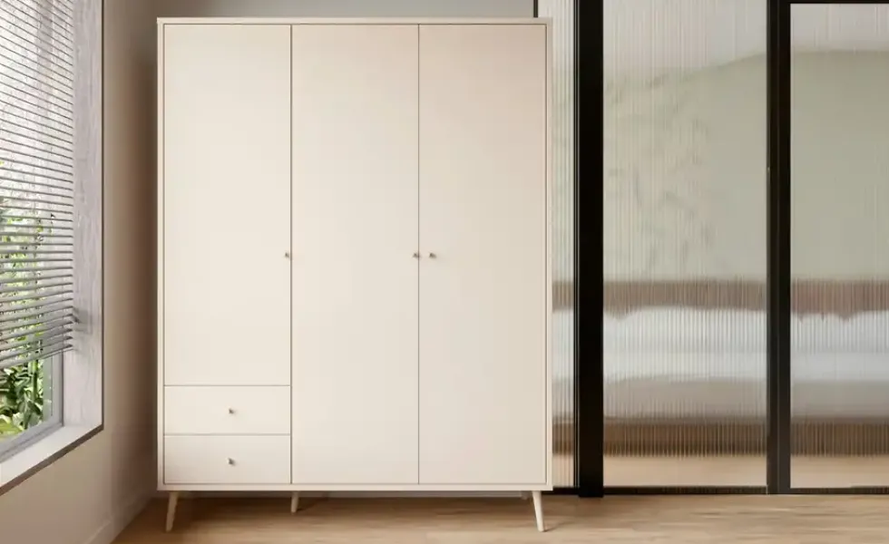 Kleiderschrank 3-türig, Salbeigrün, mit Einlegeböden Hemsby