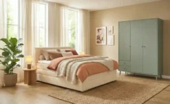 Kleiderschrank 3-türig, Salbeigrün, mit Einlegeböden Hemsby