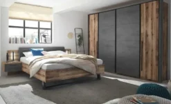 Kleiderschrank 4-türig Swindon