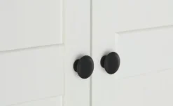 Massivholz-Drehtürenschrank aus Massivholz Landliv