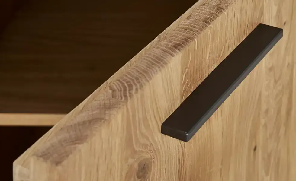 Woodford TV-Element Oakland